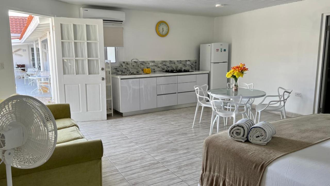 Вілла Tu Casita En Aruba Palm Beach Екстер'єр фото